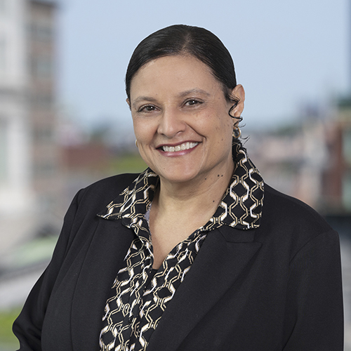 Myrna Dias